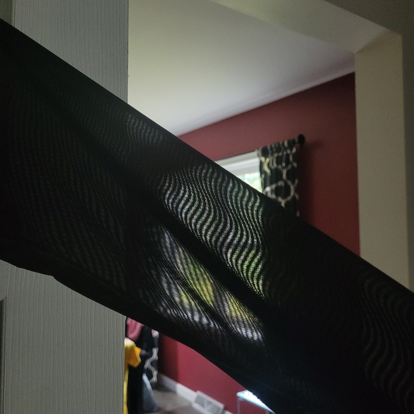 Criss Cross Back Athleisure Tunic - Picture 3 of 3